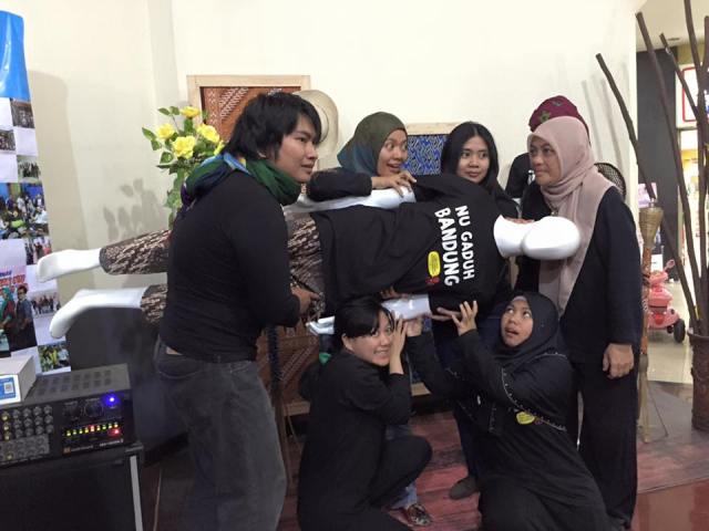 Katanya Menculik Walikota  Foto via Kaos Gurita