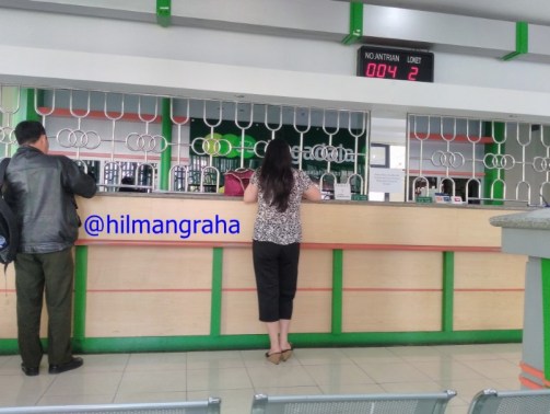 Suasana pagi di kantor Pegadaian Pungkur Bandung