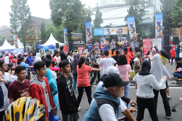 suasana di CFD Dago