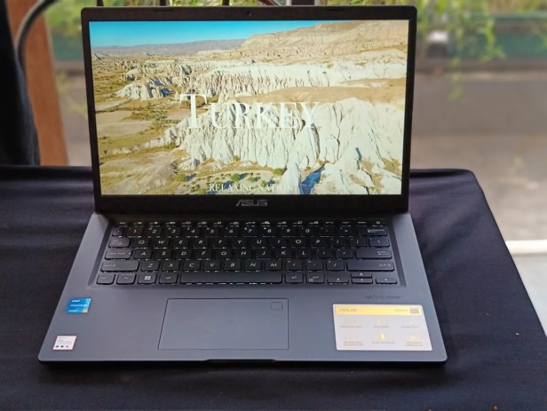  ASUS Vivobook 14 (A1400)